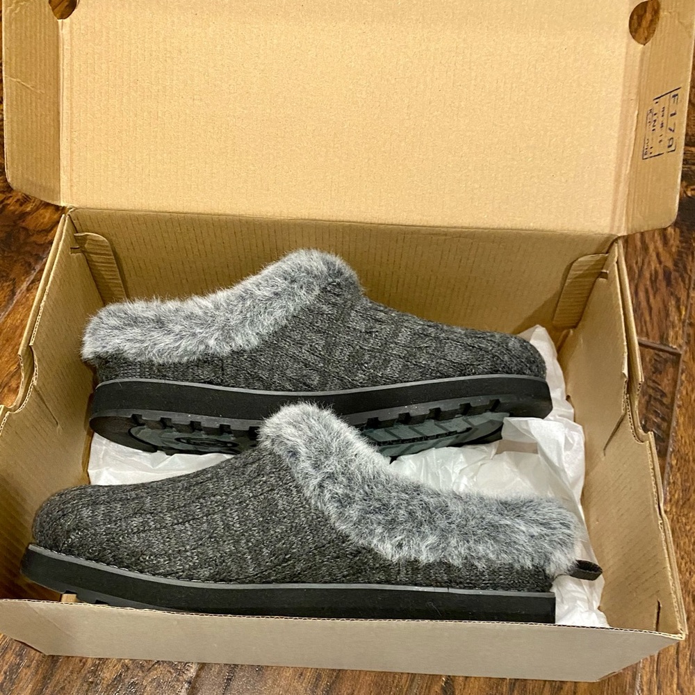 Sketchers Bobs - Ice Angel Shoes Women’s 9.5 Wide